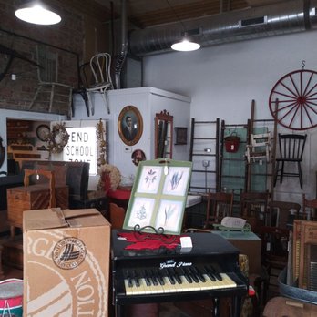 Ten Thousand Treasures - Antiques Near Me - Kirklin, Indiana Ten Thousand Treasures - Antiques Near Me - Kirklin, Indiana