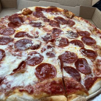 Pizza Palace - Pizza Near Me - Knoxville, Tennessee