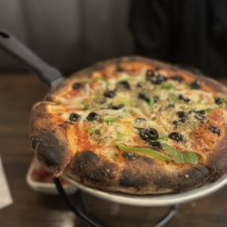 Santa Barbara Pizza House - The de la vina street