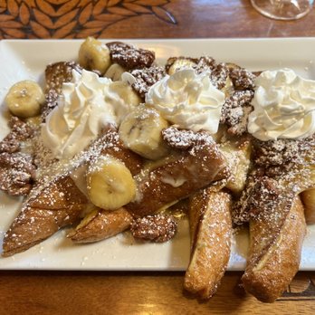 Petite Provence - Caramelized Banana French Toast - Breakfast & Brunch Near Me - Portland, Oregon Petite Provence - Caramelized Banana French Toast - Breakfast & Brunch Near Me - Portland, Oregon