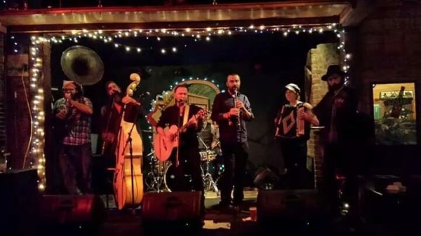 Carrollton Station by null