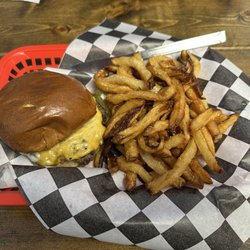 Bard's Burgers & Chili - Cheeseburger and Fries
