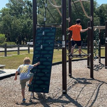 Rothenbach Park - Ninja Warrior training. 01.06.2024 - Parks Near Me - Sarasota, Florida Rothenbach Park - Ninja Warrior training. 01.06.2024 - Parks Near Me - Sarasota, Florida