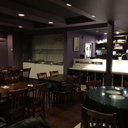 Eastern Phoenix - Small dining room, but good food and good sushi