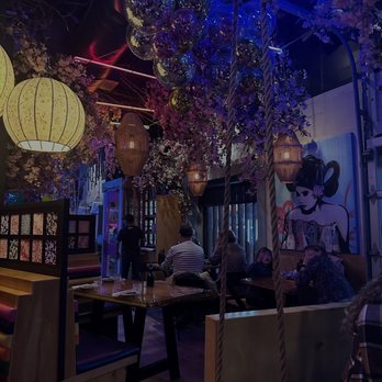 Lucky Robot Restaurant - Really great ~vibe~ - Sushi Bars Near Me - Austin, Texas Lucky Robot Restaurant - Really great ~vibe~ - Sushi Bars Near Me - Austin, Texas