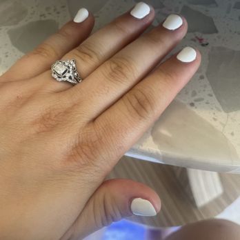 Le Nails - Nail Salons Near Me - Brentwood, California Le Nails - Nail Salons Near Me - Brentwood, California