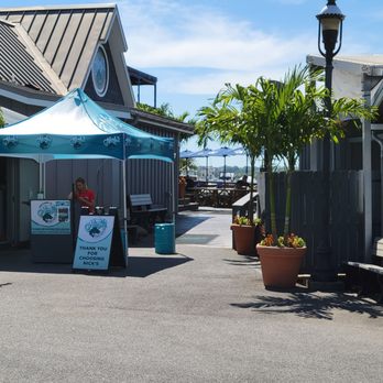 Nicks Fish House - The restaurant's gate entrance with a hostess desk. Stop there. You will be asked about your seating preference. - Seafood Near Me - Baltimore, Maryland