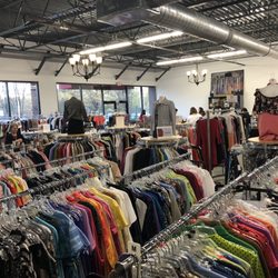 Dress for Success Triangle - Dress for Success Pop up Boutique fundraising event Friday 10am-7pm Saturday 10am- 5pm