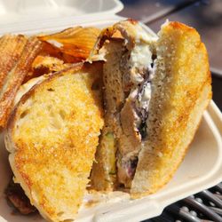 Luncheonette - Smoked Chicken Sandwich