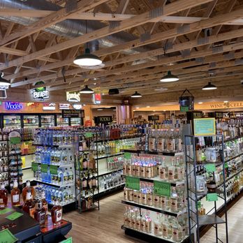 Macadoodles - Beer, Wine & Spirits Near Me - Union, Missouri Macadoodles - Beer, Wine & Spirits Near Me - Union, Missouri