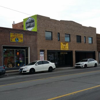 Pizzava - the building - Pizza Near Me - Reno, Nevada