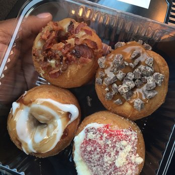 Da Vinci's Donuts - My second visit. Clockwise: maple bacon, caramel crunch, strawberry cheesecake, and cinnamon roll. - Donuts Near Me - Alpharetta, Georgia Da Vinci's Donuts - My second visit. Clockwise: maple bacon, caramel crunch, strawberry cheesecake, and cinnamon roll. - Donuts Near Me - Alpharetta, Georgia