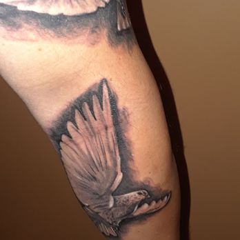 The Constable Tattoo Parlor - Tattoo Near Me - Plainfield, Illinois