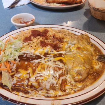 Taquitos Mexican Restaurant - Cheese enchilada plate - Mexican Near Me - Salinas, California Taquitos Mexican Restaurant - Cheese enchilada plate - Mexican Near Me - Salinas, California