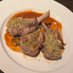 Wooloomooloo Steakhouse - Lamb chops