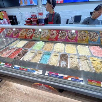 Cold Stone Creamery - Ice Cream & Frozen Yogurt Near Me - Lathrop, California