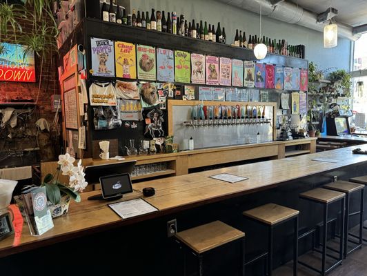 Pretentious Beer Co by null