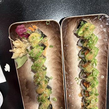 Hinata Sushi  - 393191. Eight Pieces Green Dragon Roll - Sushi Bars Near Me - Lemon Grove, California