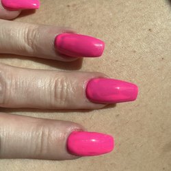Kingsview Nails & Spa - Streaky nails