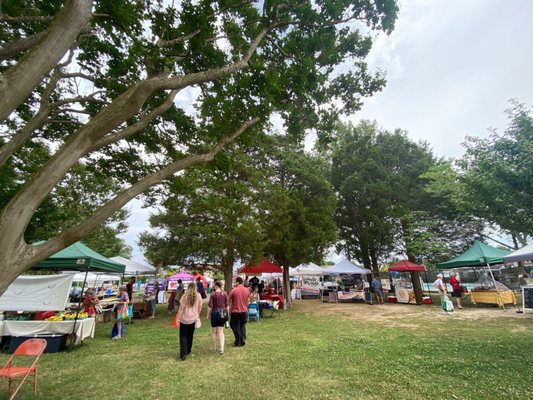 Birdhouse Farmers Market by null
