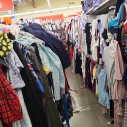 Family Dollar Store