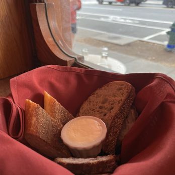 Le Diplomate - Complementary bread and butter - Brasseries Near Me - Washington, DC, District of Columbia Le Diplomate - Complementary bread and butter - Brasseries Near Me - Washington, DC, District of Columbia