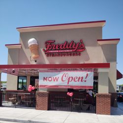 Freddy's Frozen Custard & Steakburgers