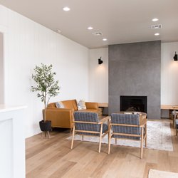 Mint Dental - Waiting area