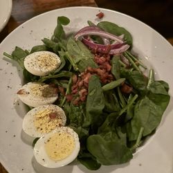 Spinach salad