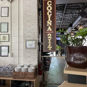 Cocina 214 - Tex-Mex Near Me - Winter Park, Florida