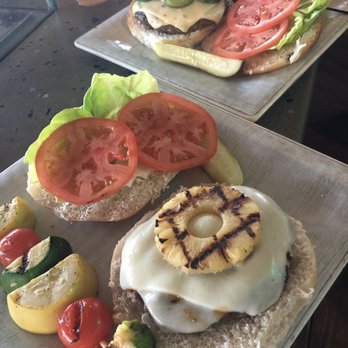 Pop's Sunset Grill - Bahama Mama Burger and Blackened Cheeseburger - Seafood Near Me - Nokomis, Florida