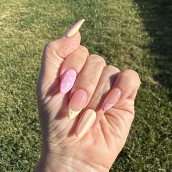 Crystal Nails - Nail Salons Near Me - Galt, California