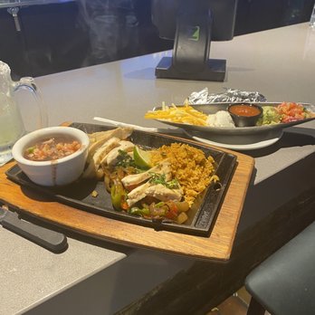 Chili's - Grilled Chicken Fajitas - Bars Near Me - Winter Haven, Florida Chili's - Grilled Chicken Fajitas - Bars Near Me - Winter Haven, Florida