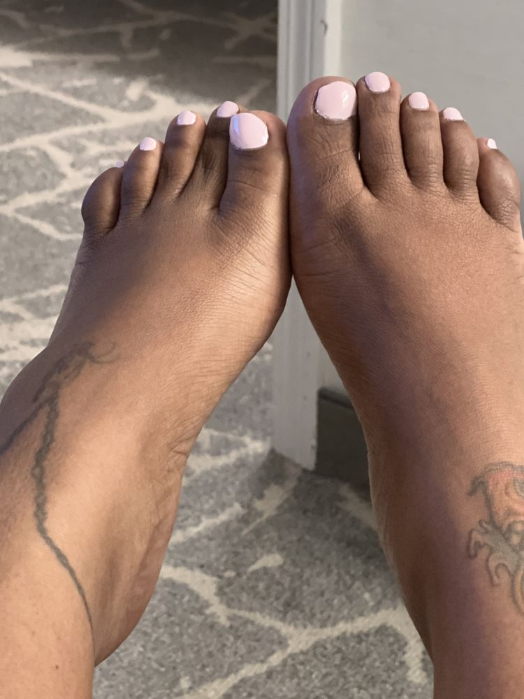 Fantasy Nails Logo