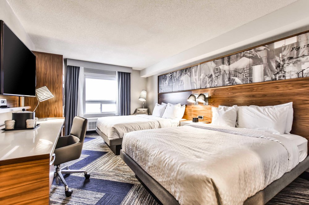 Quality Hotel & Suites Airport East