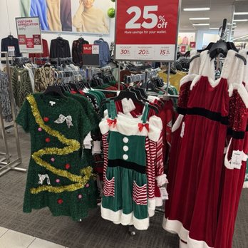 Kohl's - Holiday Fashion (12/2025) - Department Stores Near Me - HUNTINGTON BEACH, California Kohl's - Holiday Fashion (12/2025) - Department Stores Near Me - HUNTINGTON BEACH, California