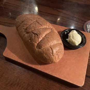 LongHorn Steakhouse - Bread - Steakhouses Near Me - Moraine, Ohio