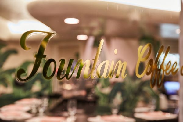 Fountain Coffee Room by null