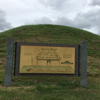 Natchez Trace Parkway - Emerald Mound - Second largest Indian Mound in the US. - Landmarks & Historical Buildings Near Me - Natchez, Mississippi Natchez Trace Parkway - Emerald Mound - Second largest Indian Mound in the US. - Landmarks & Historical Buildings Near Me - Natchez, Mississippi