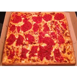 Michael Anthony's Pizzeria & Restaurant - Grandma pie