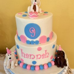 Vanilla Cake with Vanilla Buttercream.