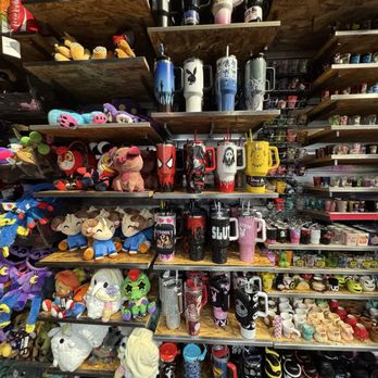 Spencer Gifts - Gift Shops Near Me - Trumbull, Connecticut