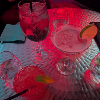 FIZZ - Spicy margarita (bottom left), lavender lemon Cosmo(right), fruity cube fizz (top) - Lounges Near Me - Plano, Texas