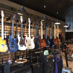 Warehouse 66 Music - Full line of Chapman guitars!