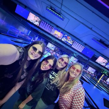 Emerald Lanes - Girls night!!! - Bowling Near Me - Boise, Idaho Emerald Lanes - Girls night!!! - Bowling Near Me - Boise, Idaho