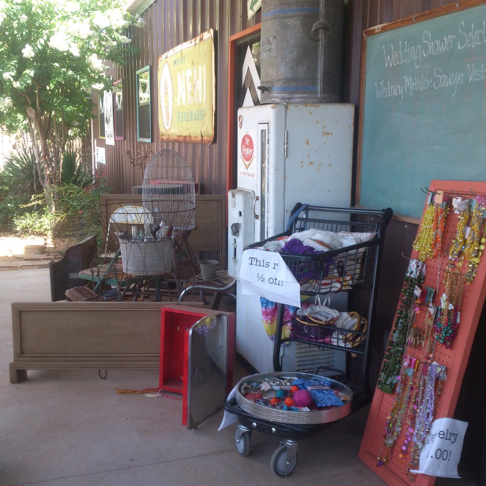 Ballyhoo - Coffee & Tea Near Me - Childress, Texas Ballyhoo - Coffee & Tea Near Me - Childress, Texas