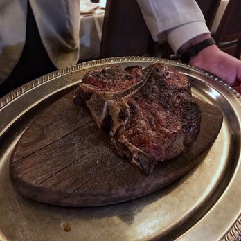 Metropolitan Grill - 34oz porterhouse - American Near Me - Seattle, Washington