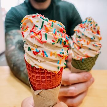 Sugar Pine Creamery - Tres leches and sweet corn soft serve - Ice Cream & Frozen Yogurt Near Me - Plano, Texas Sugar Pine Creamery - Tres leches and sweet corn soft serve - Ice Cream & Frozen Yogurt Near Me - Plano, Texas