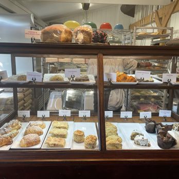 Walker Bakeshop - Bakery case - Bakeries Near Me - Sperryville, Virginia Walker Bakeshop - Bakery case - Bakeries Near Me - Sperryville, Virginia
