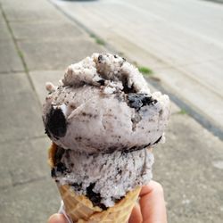 Frosty Freeze - Oatmazing vegan cookies and cream